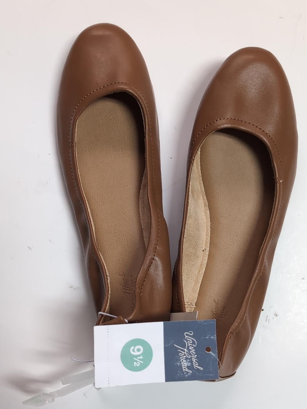 Universal Thread Tan Slip-On Ballet Flats